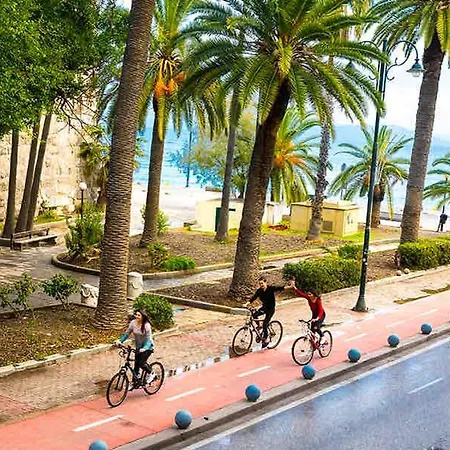 Old Town Wooden-garden House דירה *