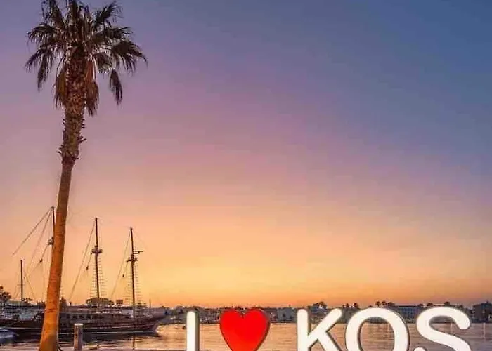 Old Town Wooden-garden House * 科斯镇