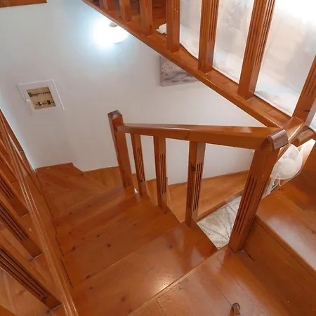 Old Town Wooden-garden House Apartman