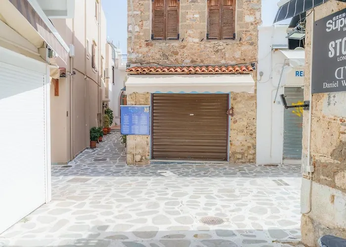 Old Town Wooden-garden House Apartment