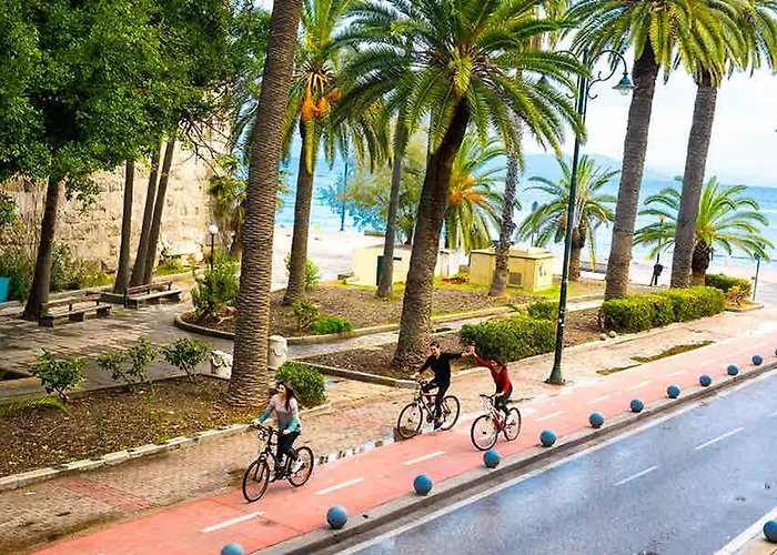 Old Town Wooden-garden House Apartment *