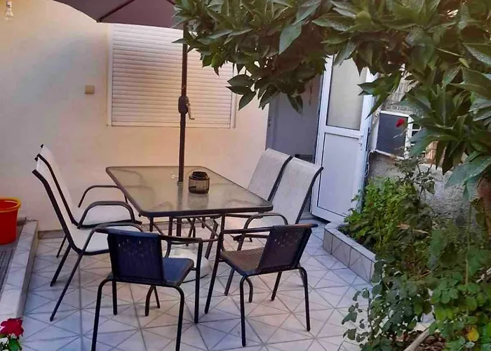 Old Town Wooden-garden House Kos Town