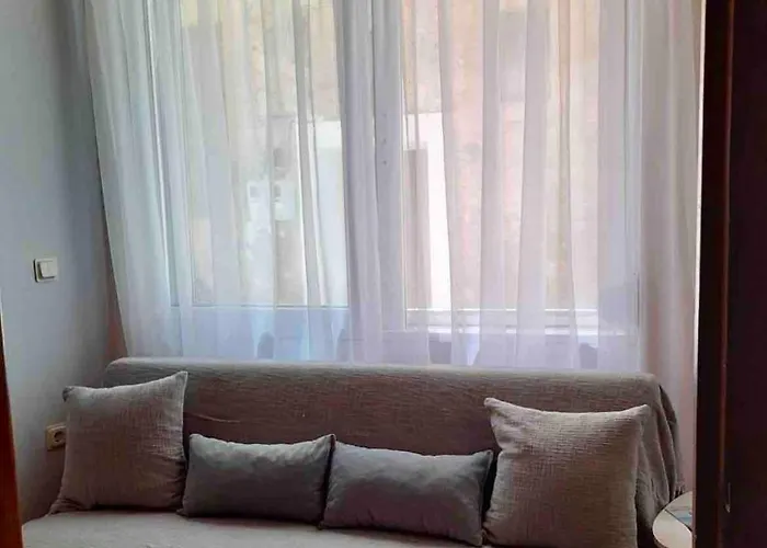 Old Town Wooden-garden House Апартаменты