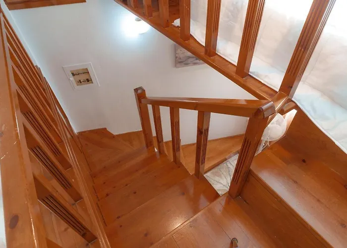 Old Town Wooden-garden House Apartment