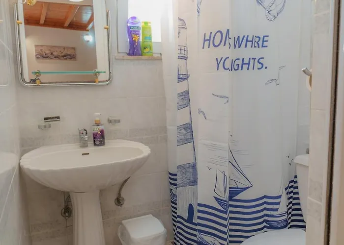 Old Town Wooden-garden House Кос