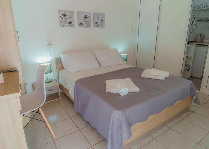 Daire Old Town Wooden-garden House *