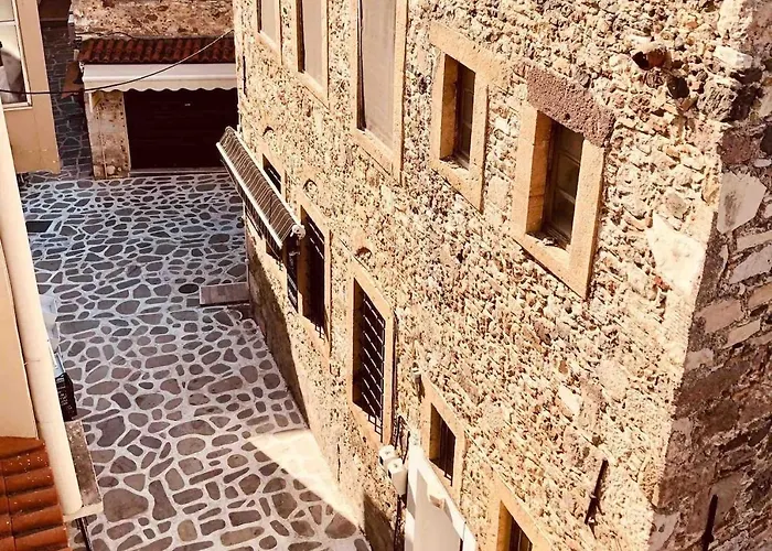 Old Town Wooden-garden House Διαμέρισμα